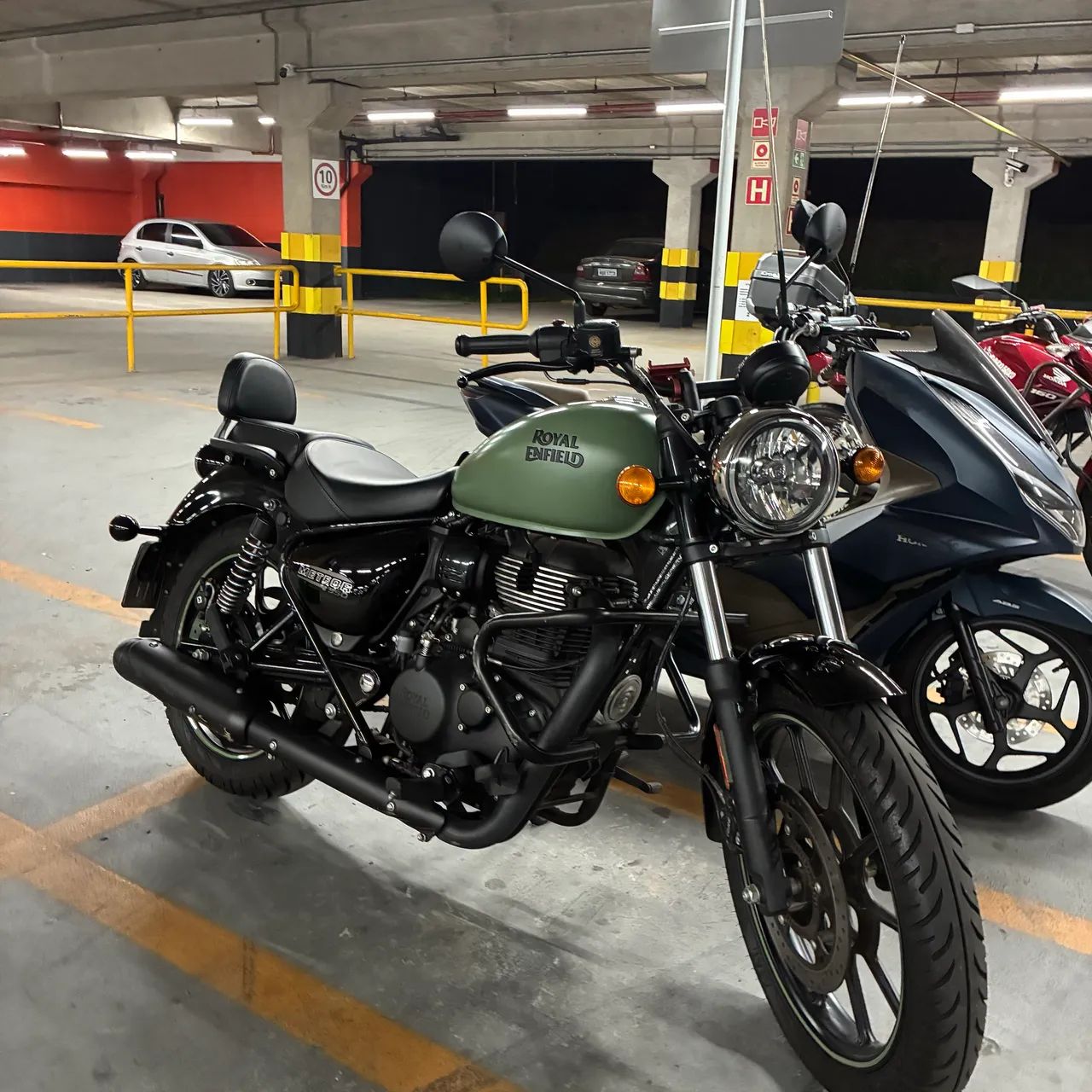 Meteor 350 Fireball verde  - Foto 4