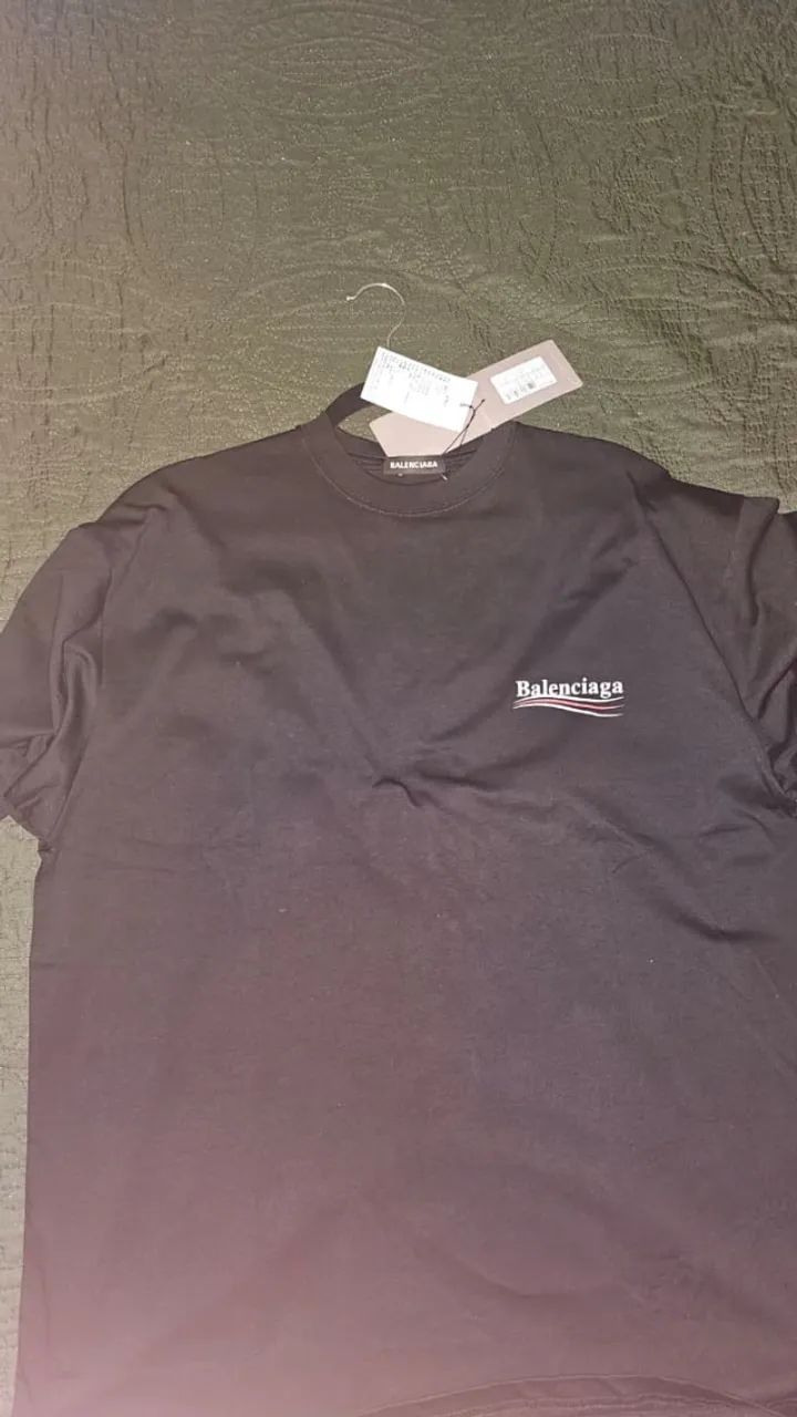 Camiseta balenciaga - Foto 2