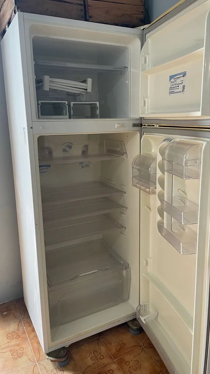 Geladeira eletrolux  - Foto 2