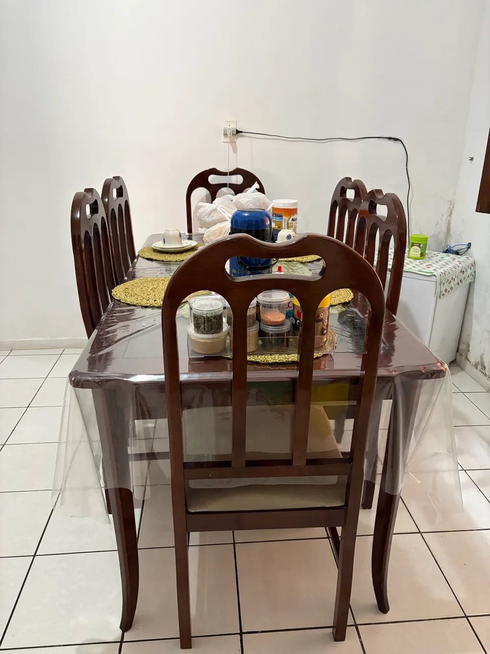 Mesa e cadeiras 