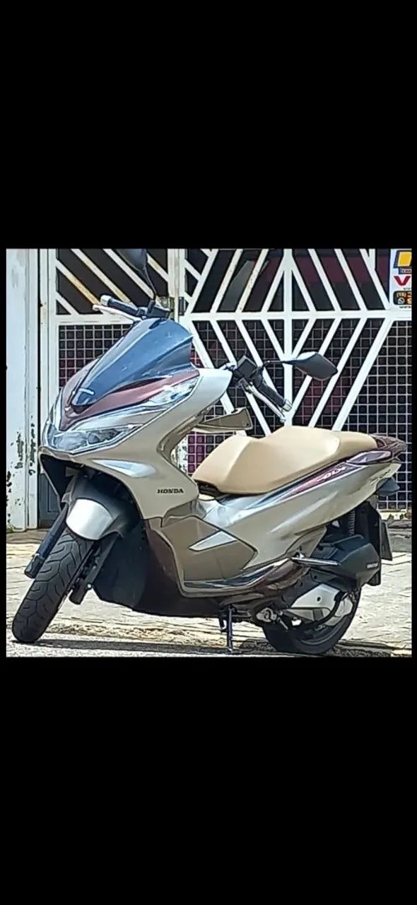PCX DLX 2022 TROCO 