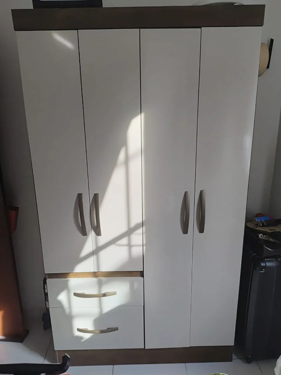guarda roupa solteiro
