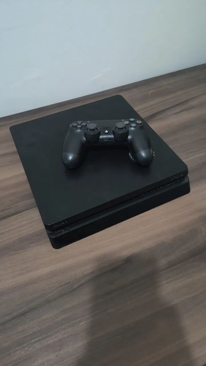 Vendo PS4 slim 