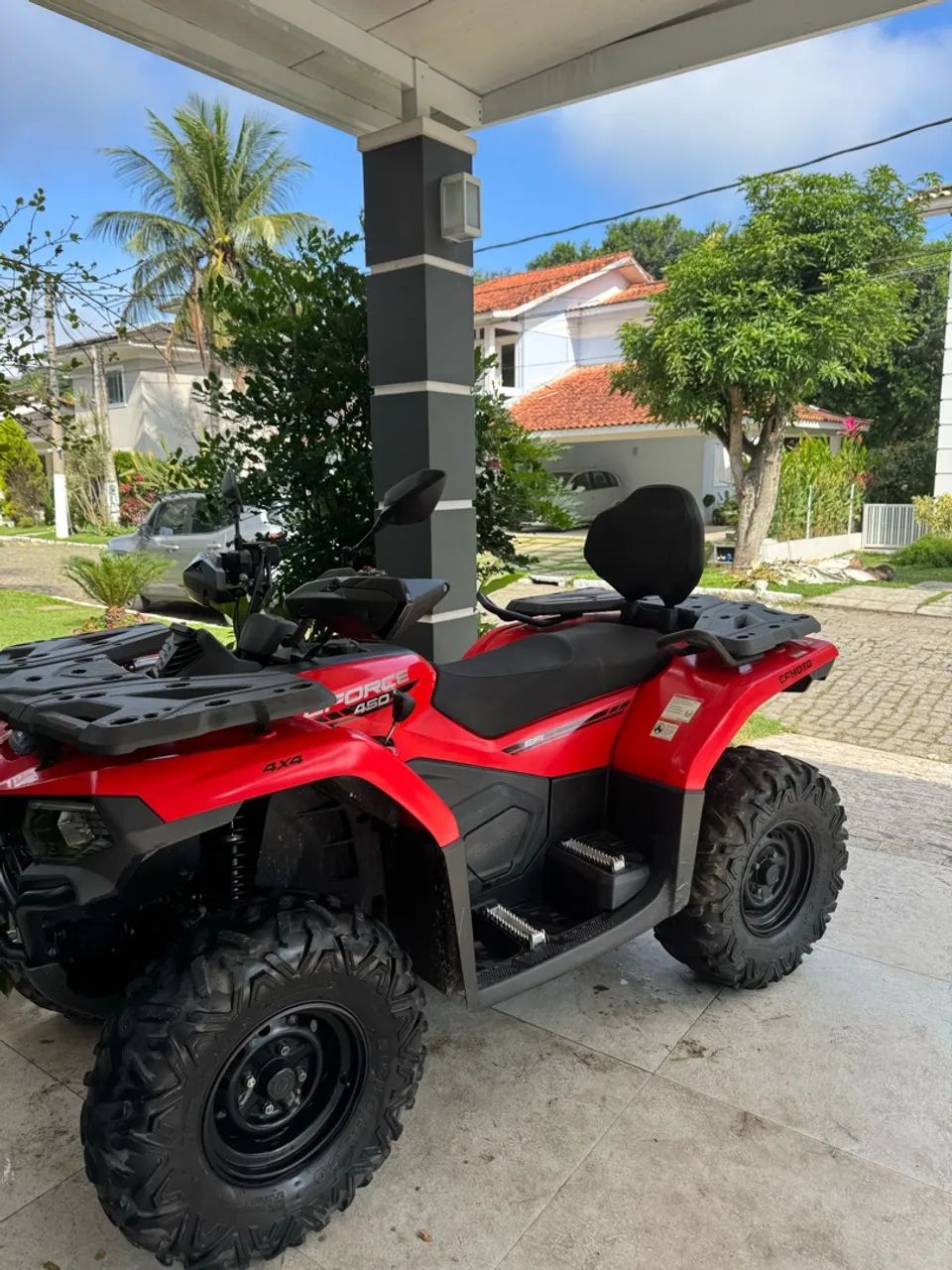 Quadriciclo Cforce 