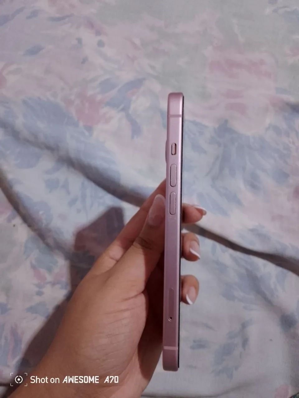 iPhone 15, Bateria 86% sem marcas de uso! - Foto 3