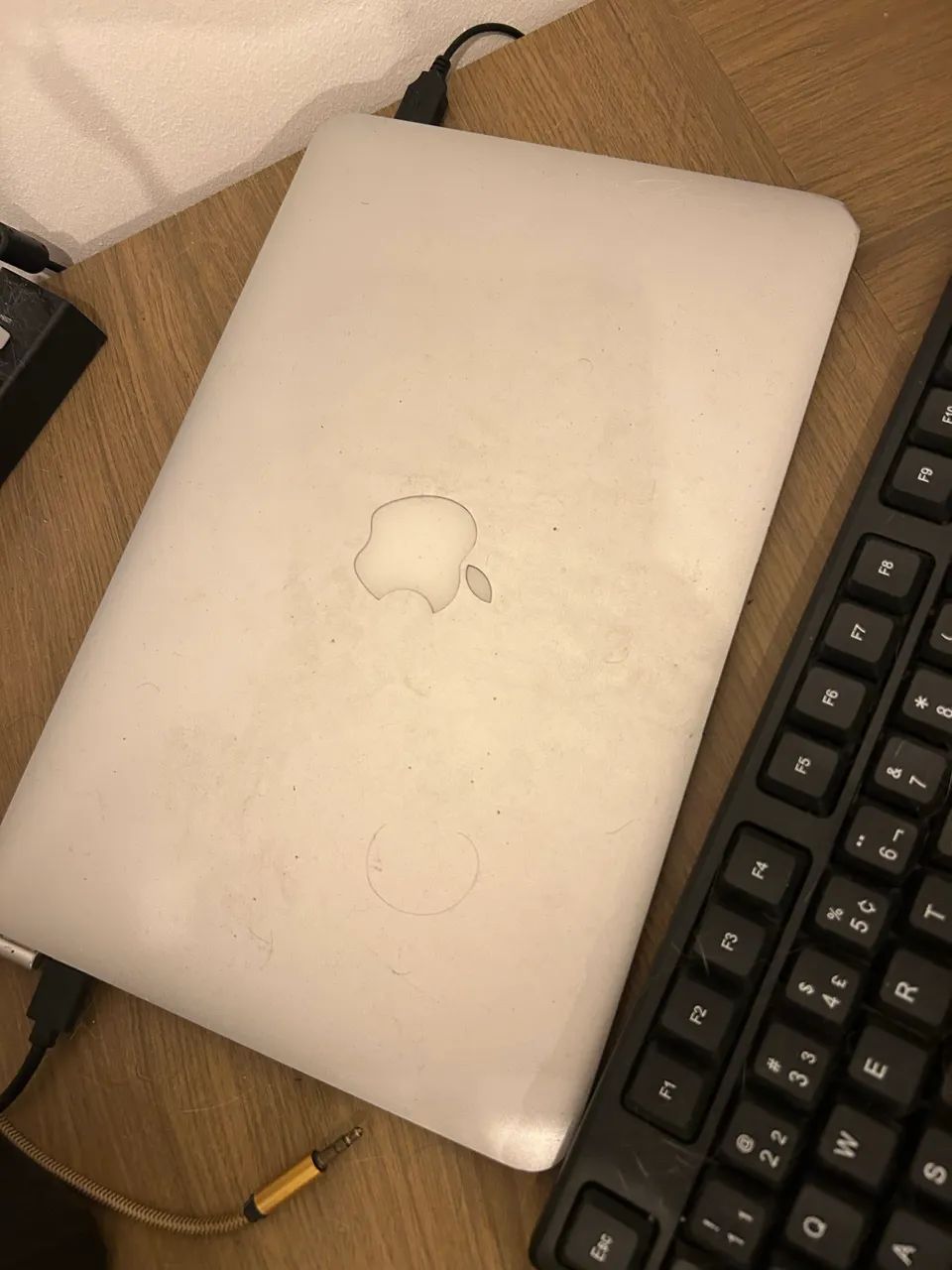 Troco iPhone 14 Plus / MacBook 