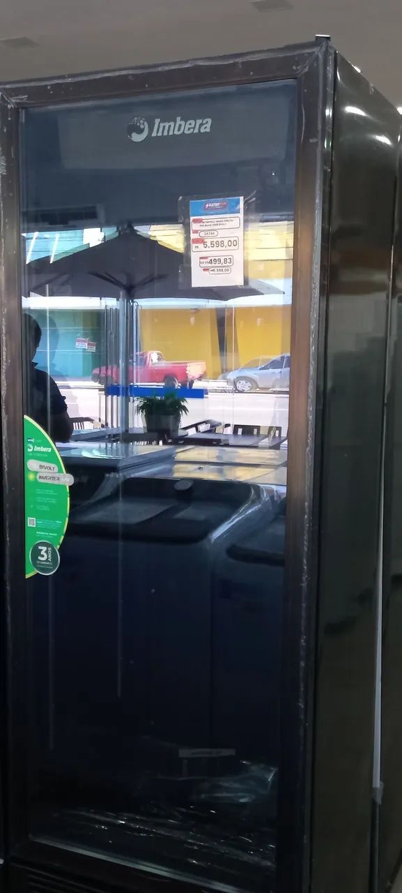 Refregerador expositor Imbera inverter 