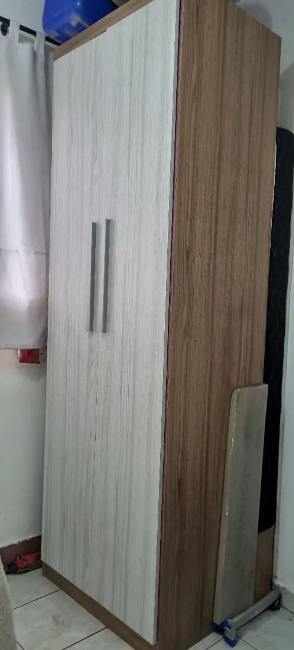 Guarda roupa solteiro 