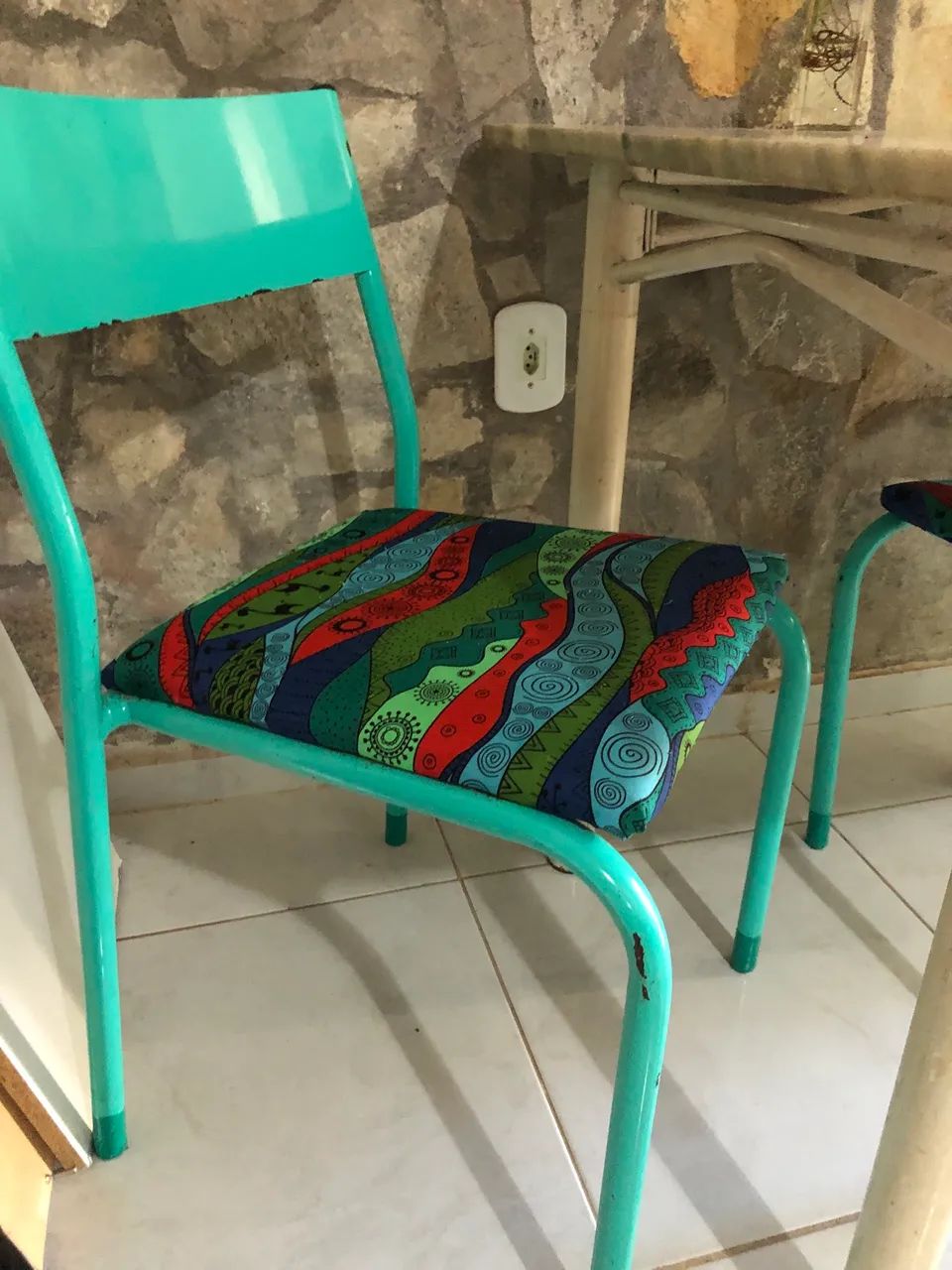 mesa de mármore + cadeiras 