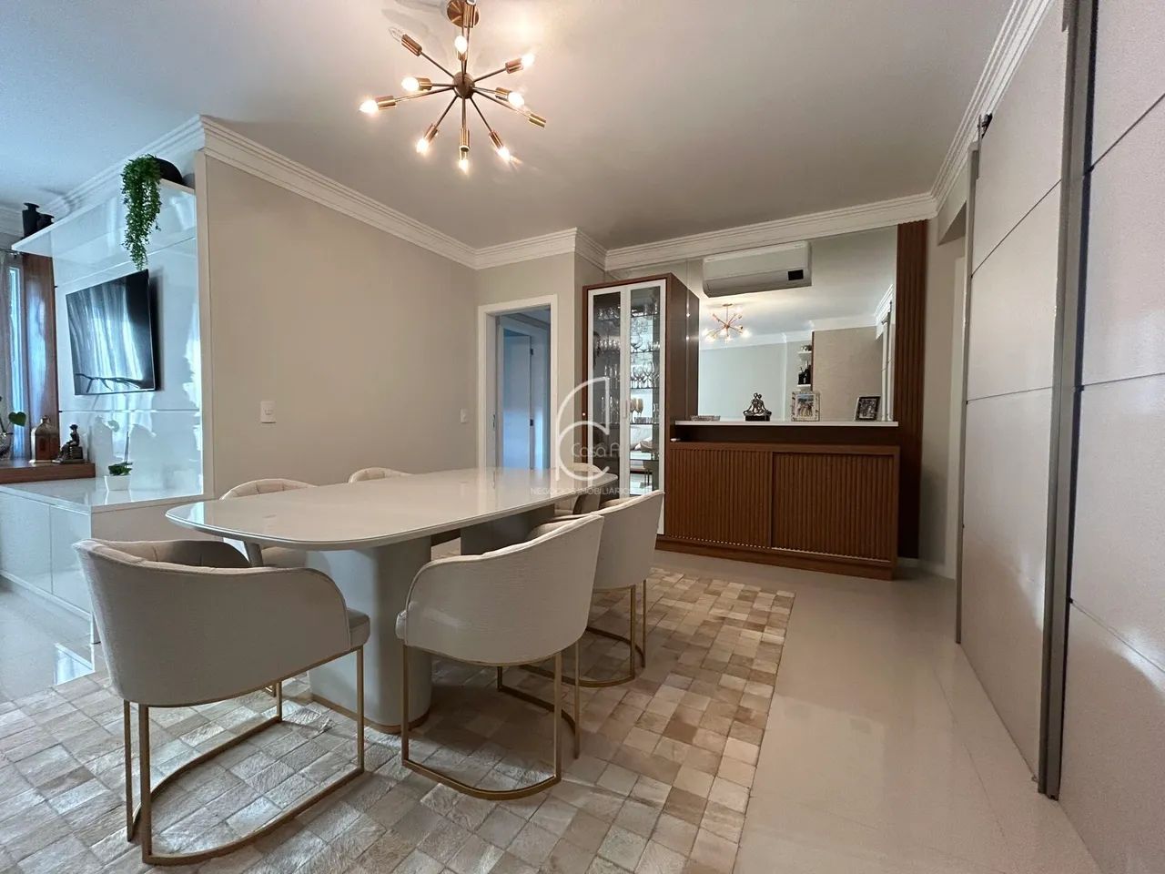Amplo apartamento totalmente mobiliado - TOM JOBIM - ITACORUBI FPOLIS/SC - Foto 2