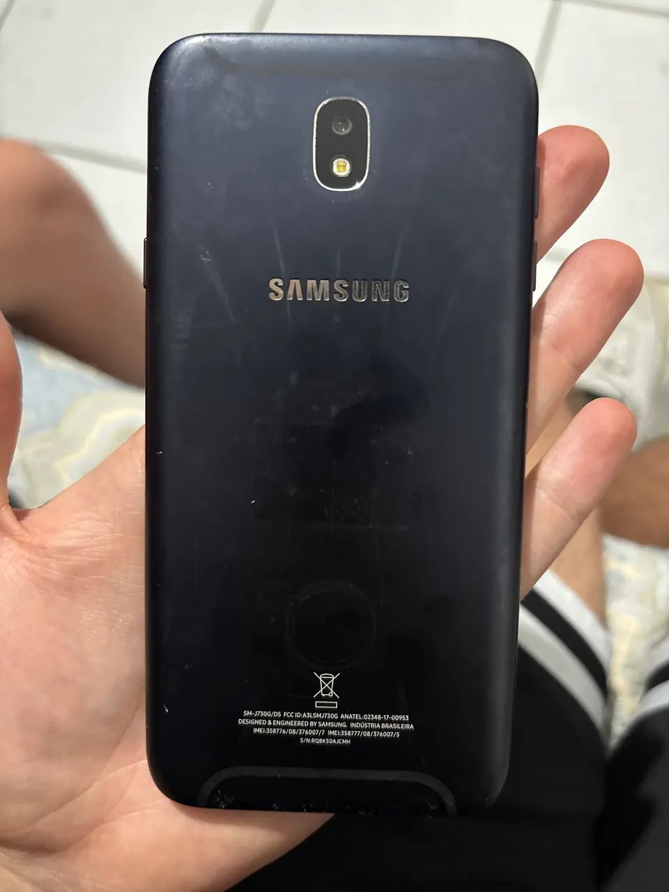 Celular Samsung Galaxy J7 Pro preto