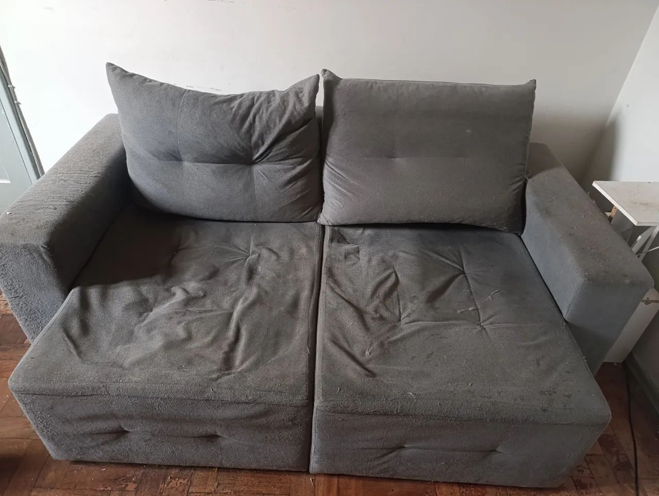 SOFÁ RETRÁTIL 2 LUGARES