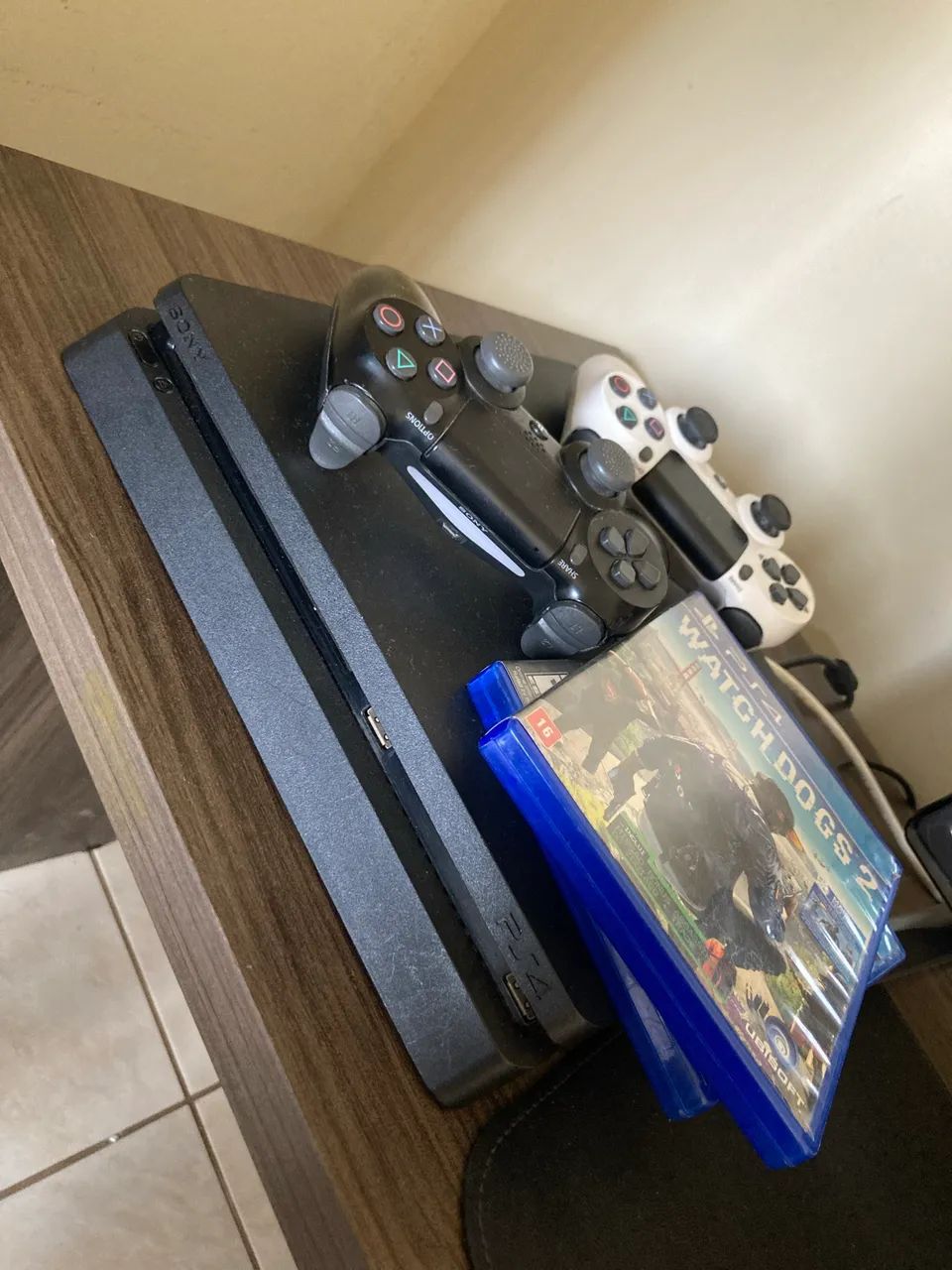 PS4 SLIM