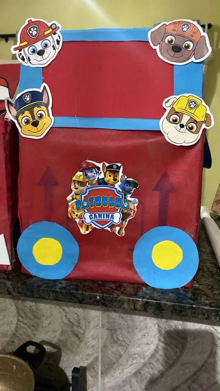 Carrinho de papelão e mochila maluca - Foto 2