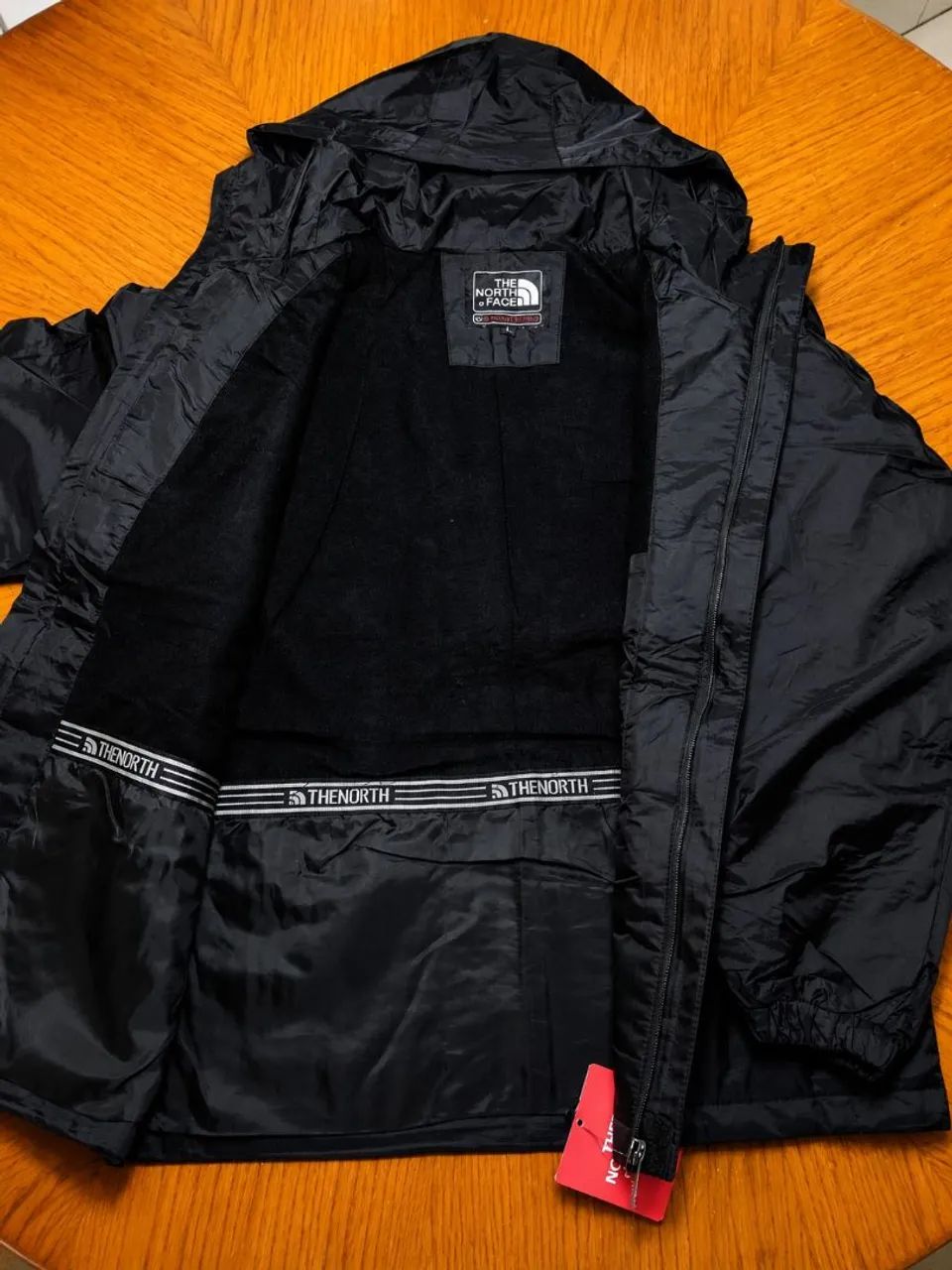 Jaqueta The North Face Summit Series impermeável e térmica com