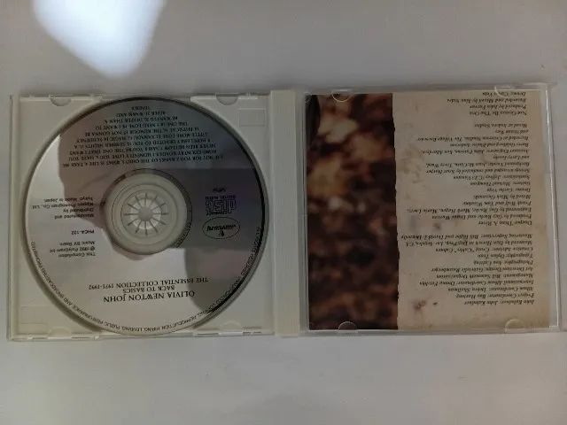 CD - Olivia Newton-John "Back To Basics - The Essential Collection 1971-1992" - Foto 3