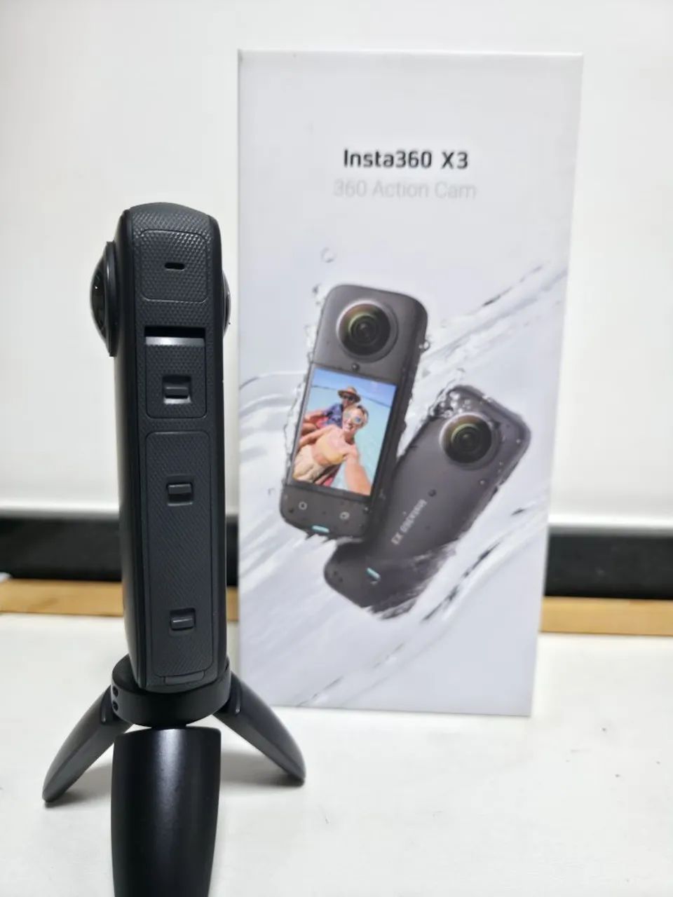 Câmera de Ação Insta 360 X3