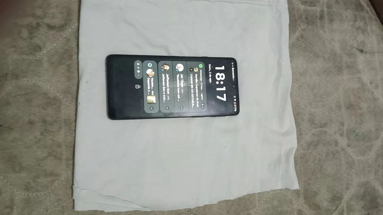 Moto Edge 20 128gb zap * - Foto 4