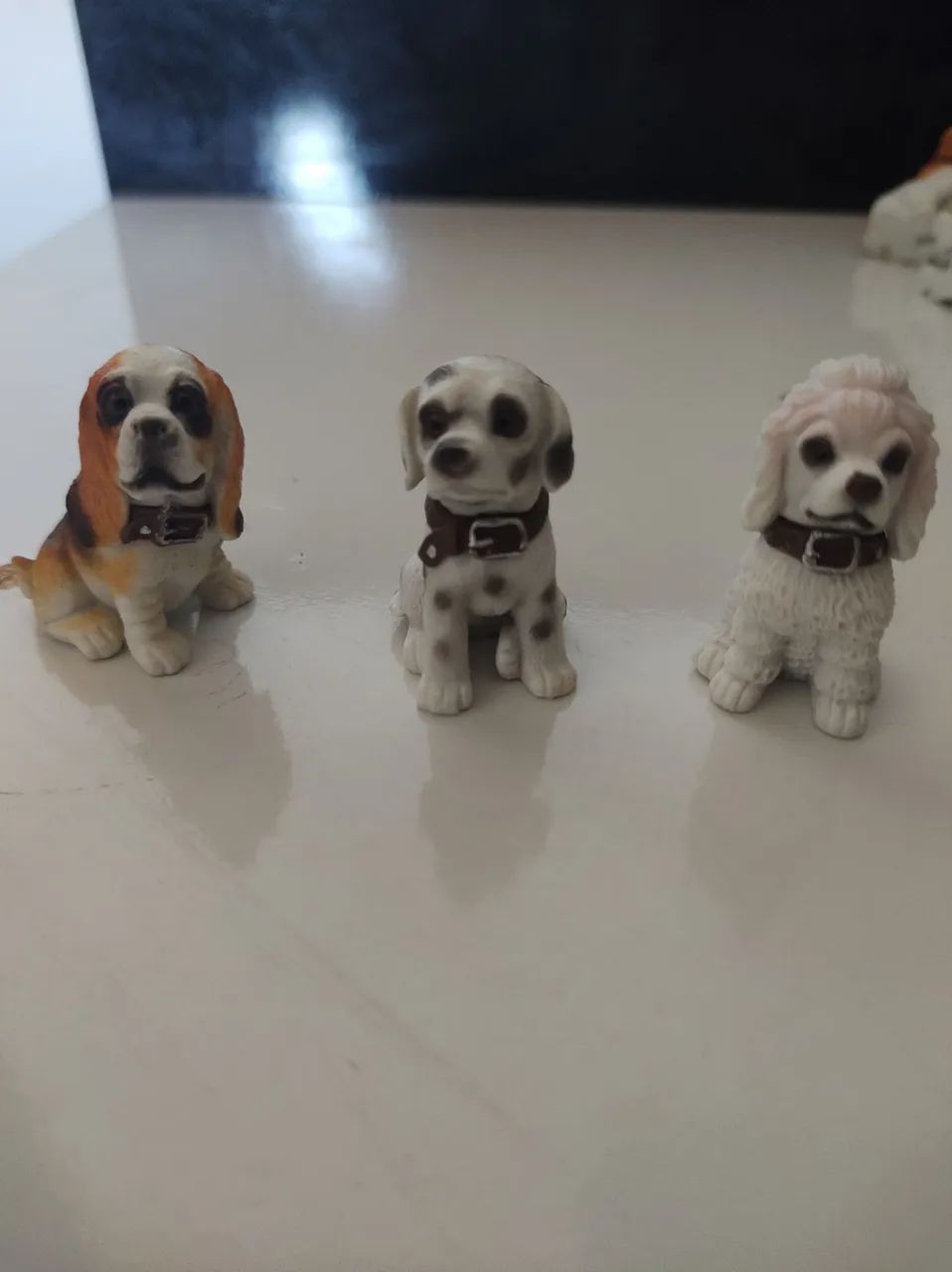 Miniaturas Cães e filhote surpresa DTC colecionáveis
