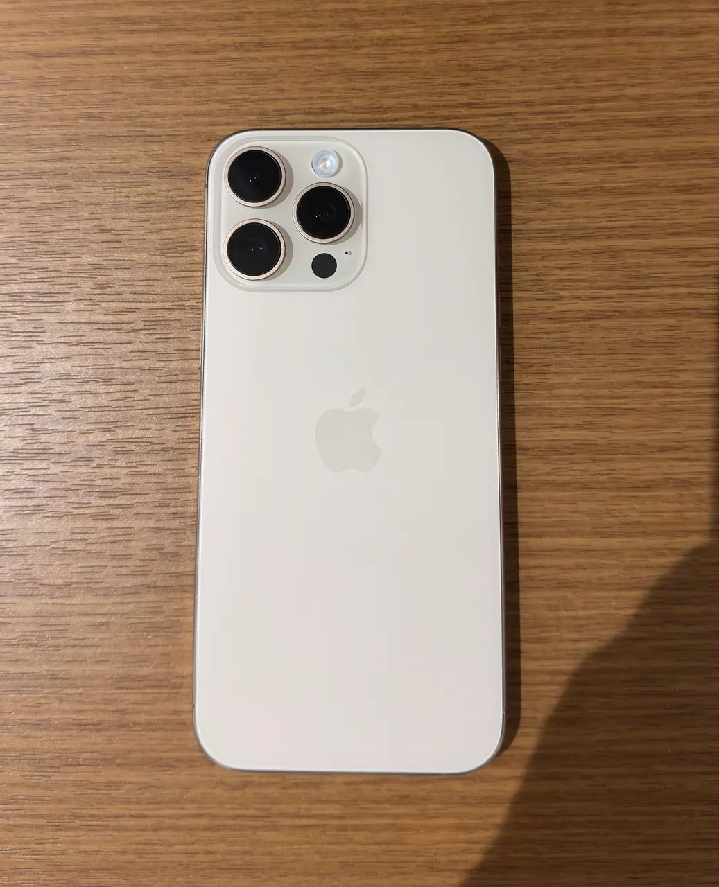 iPhone 16 Pro Max 256 GB - Desert Titanium - Excelente Estado