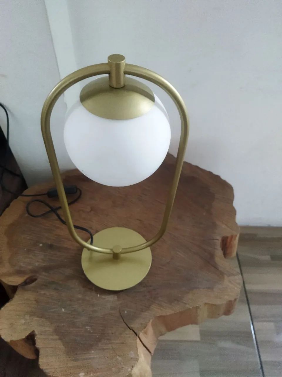 Abajur Flórida dourado. - Foto 4