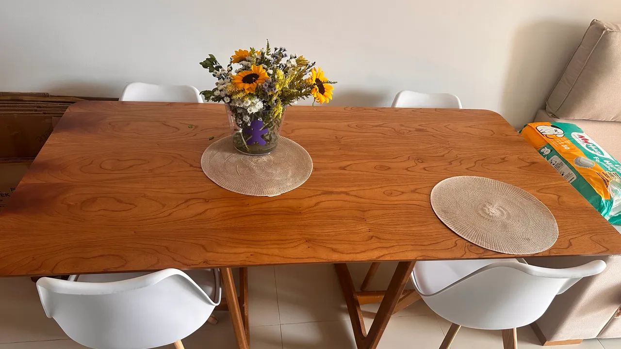Mesa de jantar em madeira  - Foto 2