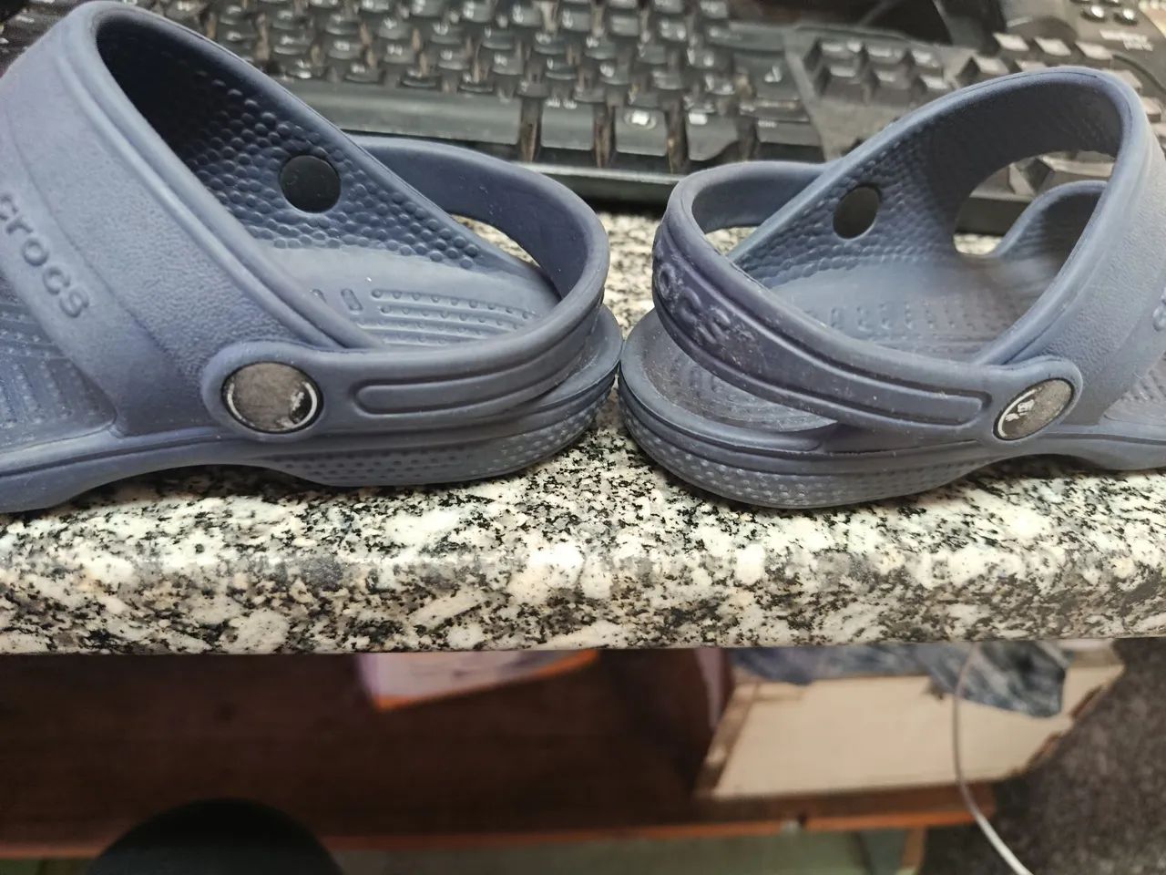 Crocs azul menino  - Foto 4