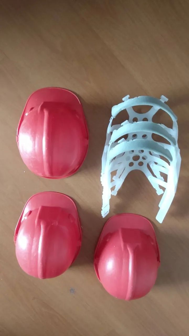 Jg. capacetes de segurança aba frontal simples com carneiras novas 