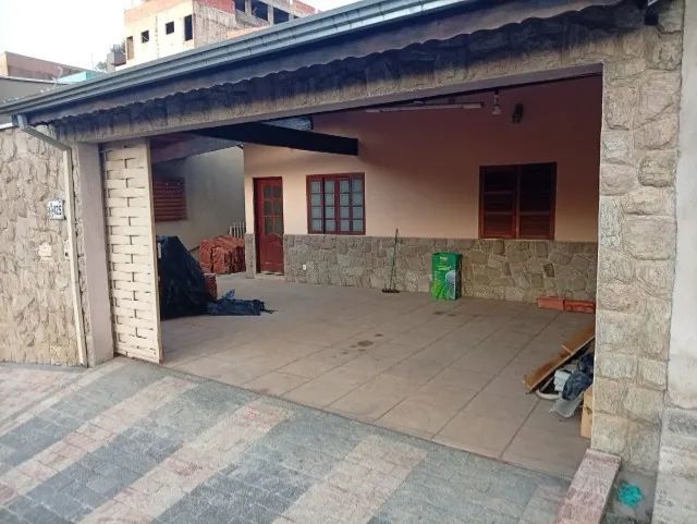 Excelente Casa, com ótima área de churrasqueira! - Foto 2