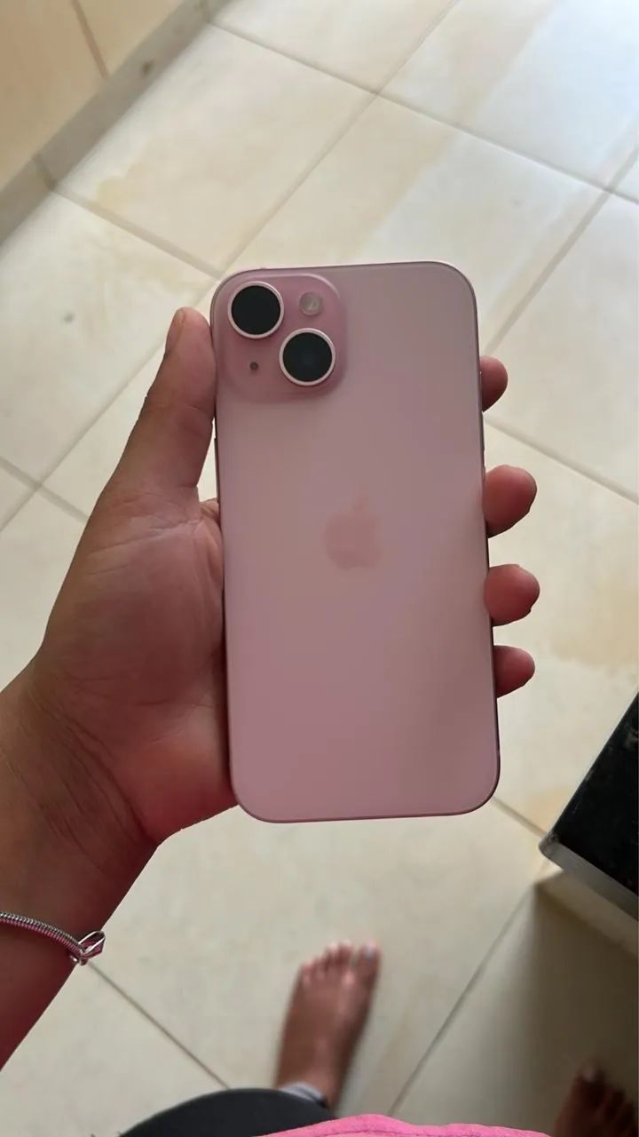 iPhone 15 rosa  - Foto 4
