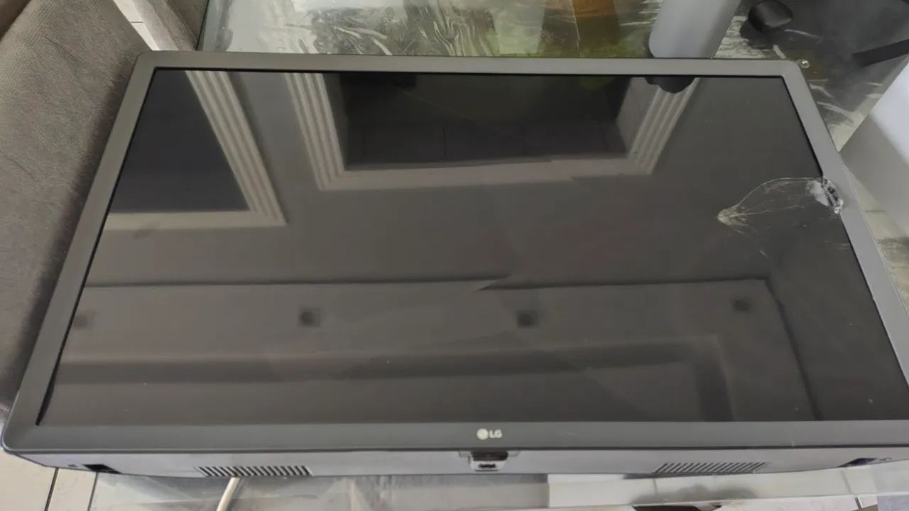 3 Smart tv (tela quebrada) - Foto 4