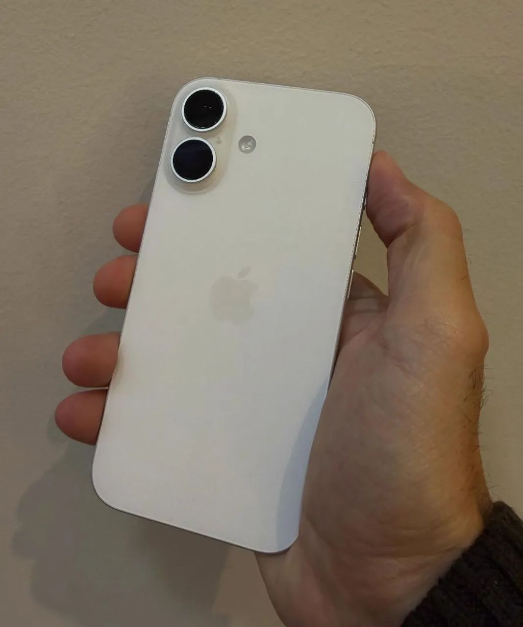 Iphone 16 plus - Foto 4