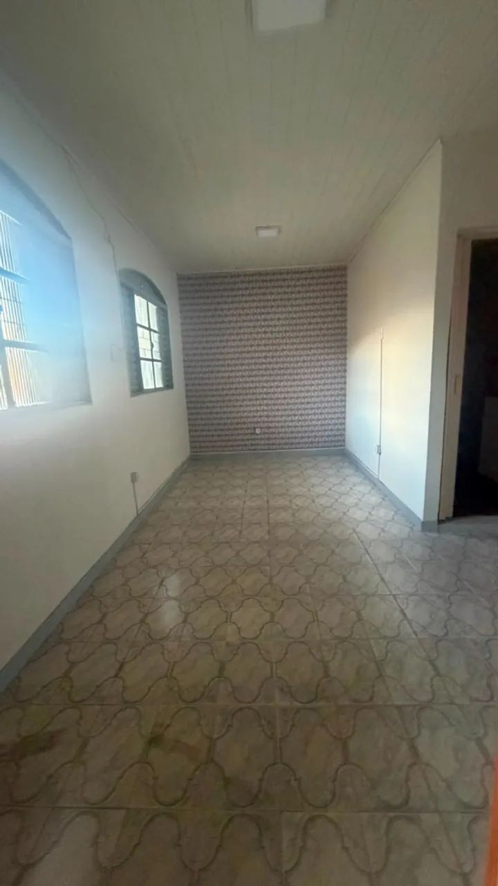 Alugo Casa Residencial ou Comercial Com 2 Pavimentos  - Foto 2