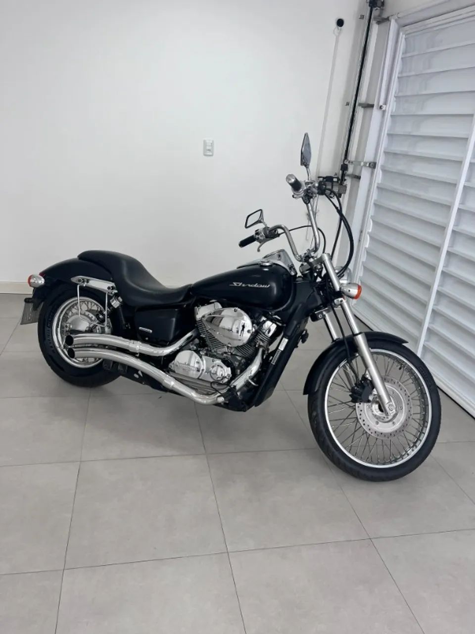 Honda Shadow 2013  - Completa e muito bem conservada
