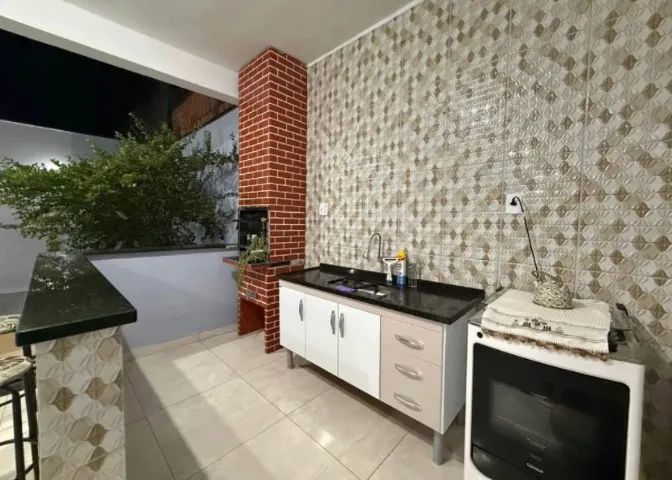 VENDO CASA NO CENTRO DE LINHARES ES  - Foto 2