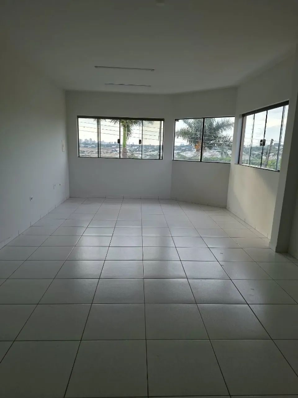 Sala Comercial / Kitnet 45m² com Banheiro - Sarandi - Foto 4