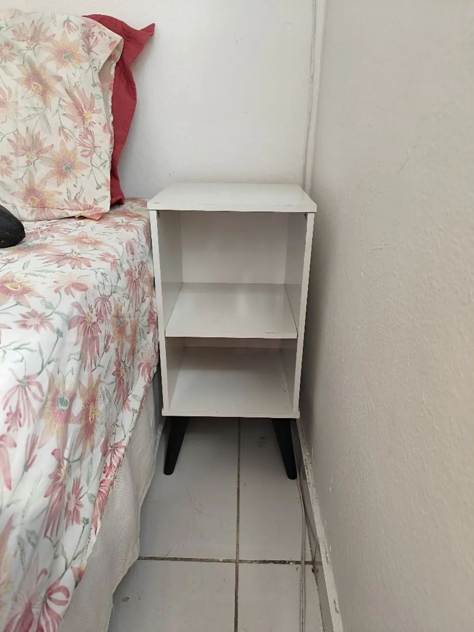 Mesinha de canto para quarto - Foto 4