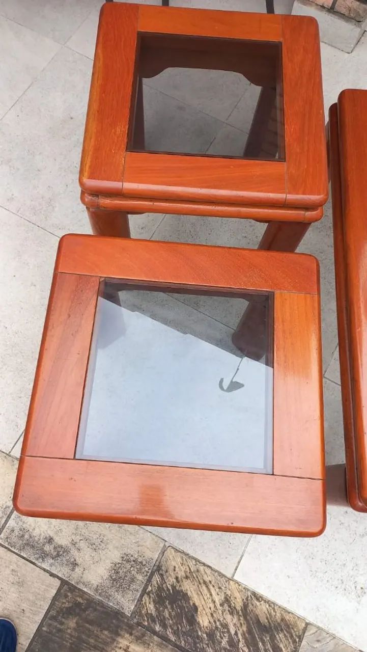 Jogo de duas mesas laterais e uma centro  - Foto 3