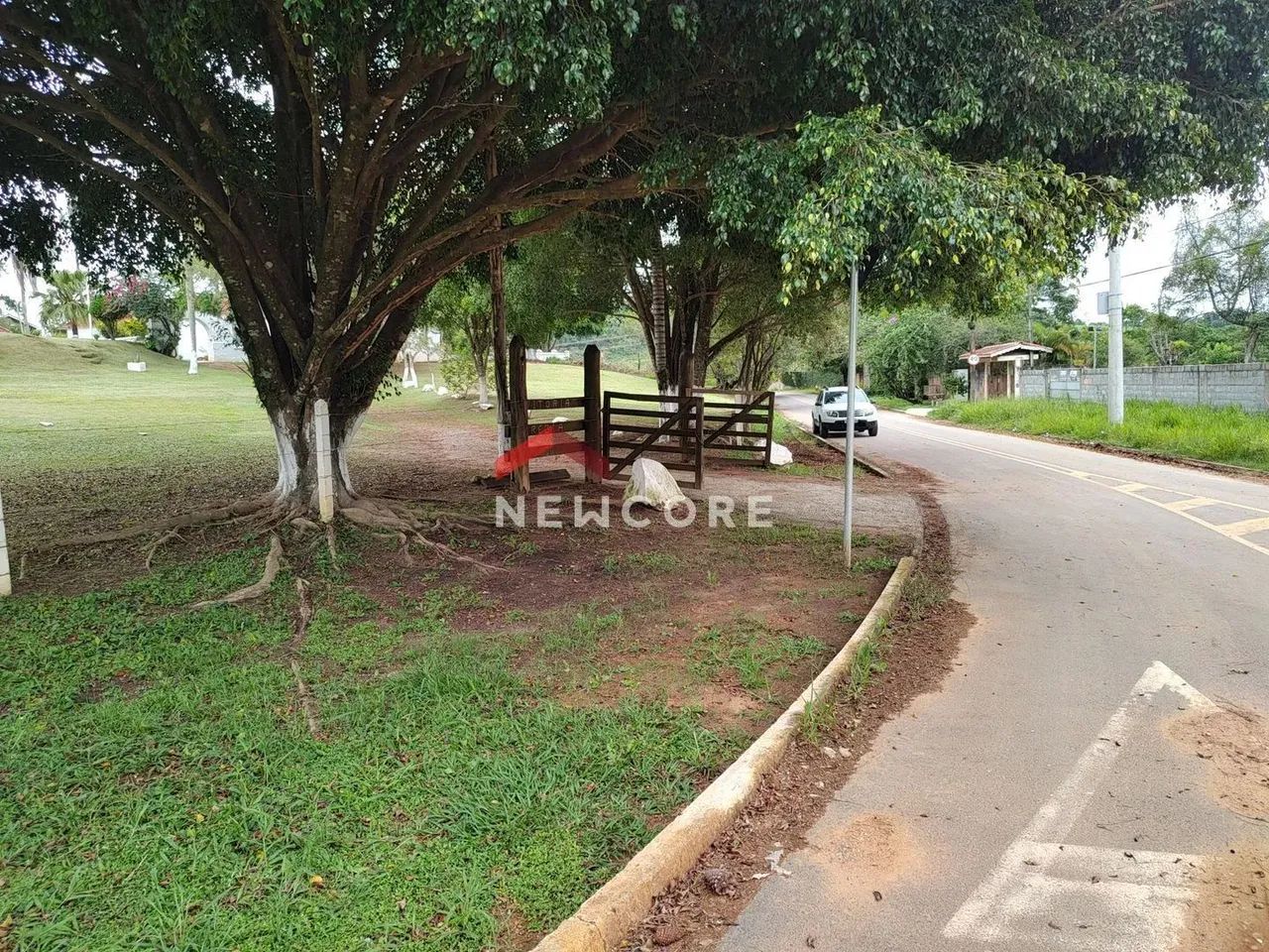 Chácara em Avenida Carvalho - Vitória Régia - Atibaia/SP - Foto 6
