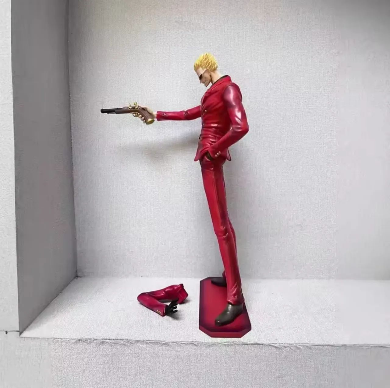 Action Figure Doflamingo 32CM - Foto 2