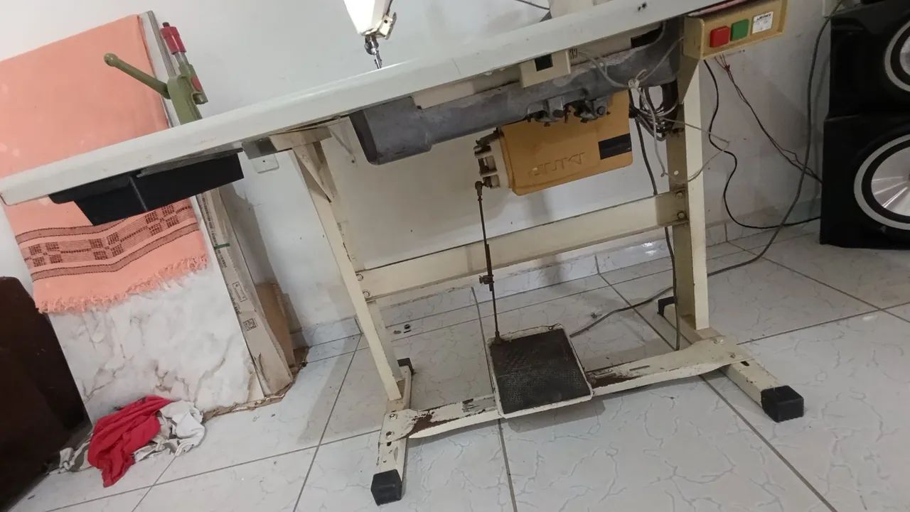 Máquina reta eletrônica  - Foto 4