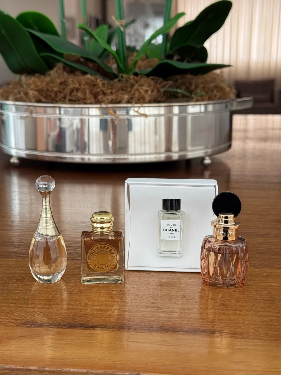 Kit luxo miniaturas importaras e necessarie Dior - Foto 3