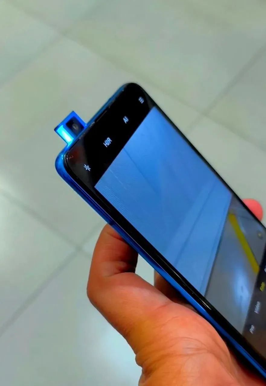 Xiaomi Mi 9T pro Camera Retratil Perfeito Estado e Funcionamento com Caixa e Carregador - Foto 3