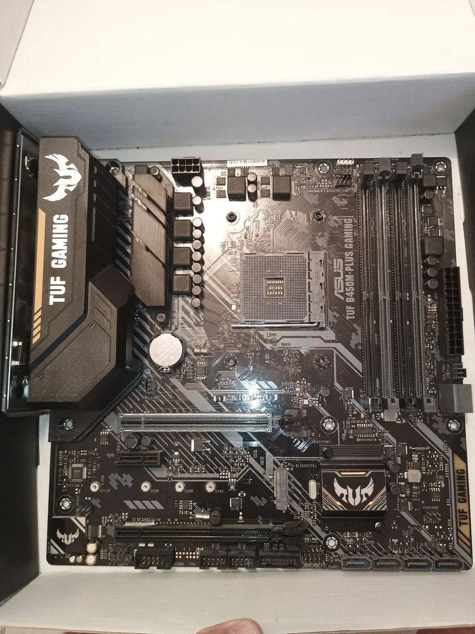Placa mãe B450M-plus gaming com defeito - Foto 2