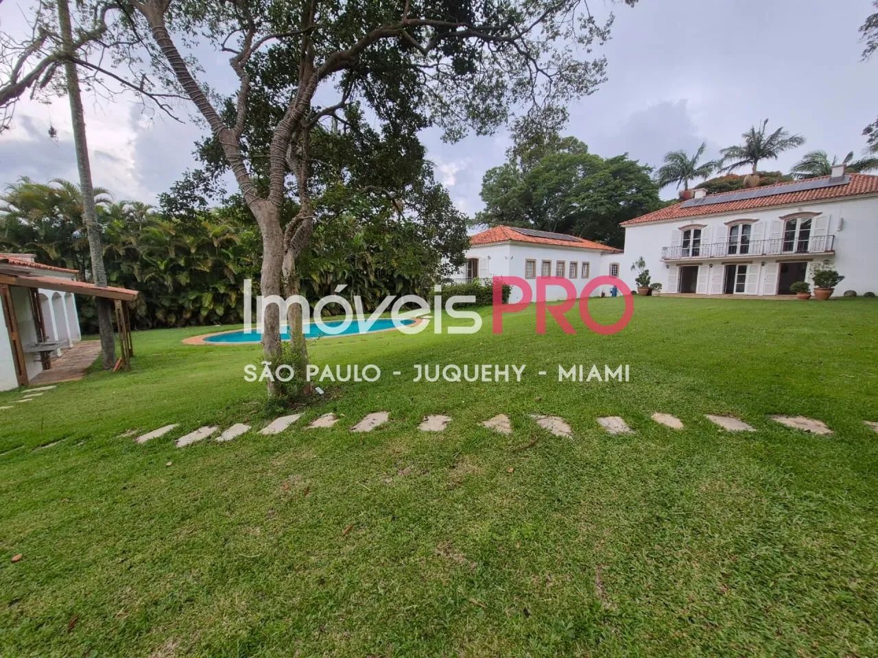 Casa com 4 quartos na Chácara Monte Alegre