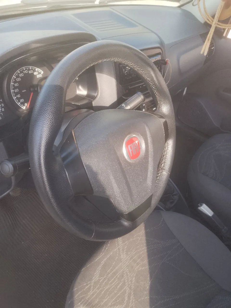 Fiat Strada Working 1.4 MPI Fire Flex 8V CS 2013 - Foto 5