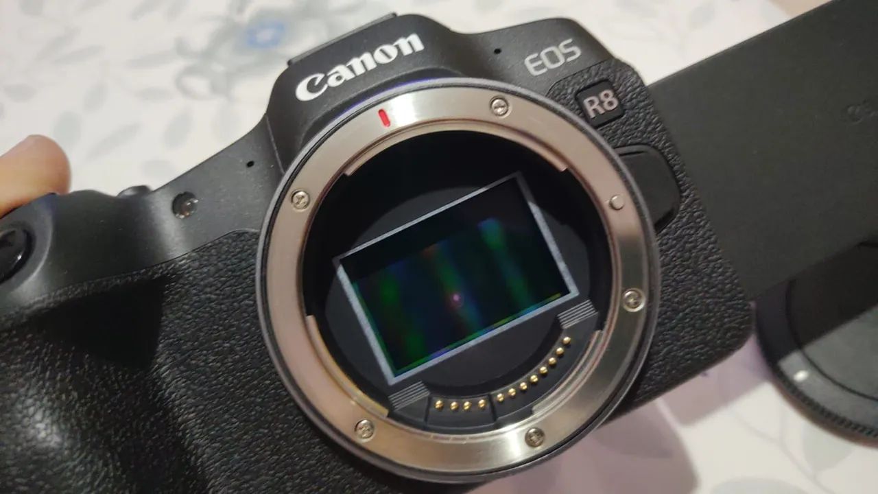 Câmera Canon EOS R8 RF - Foto 5