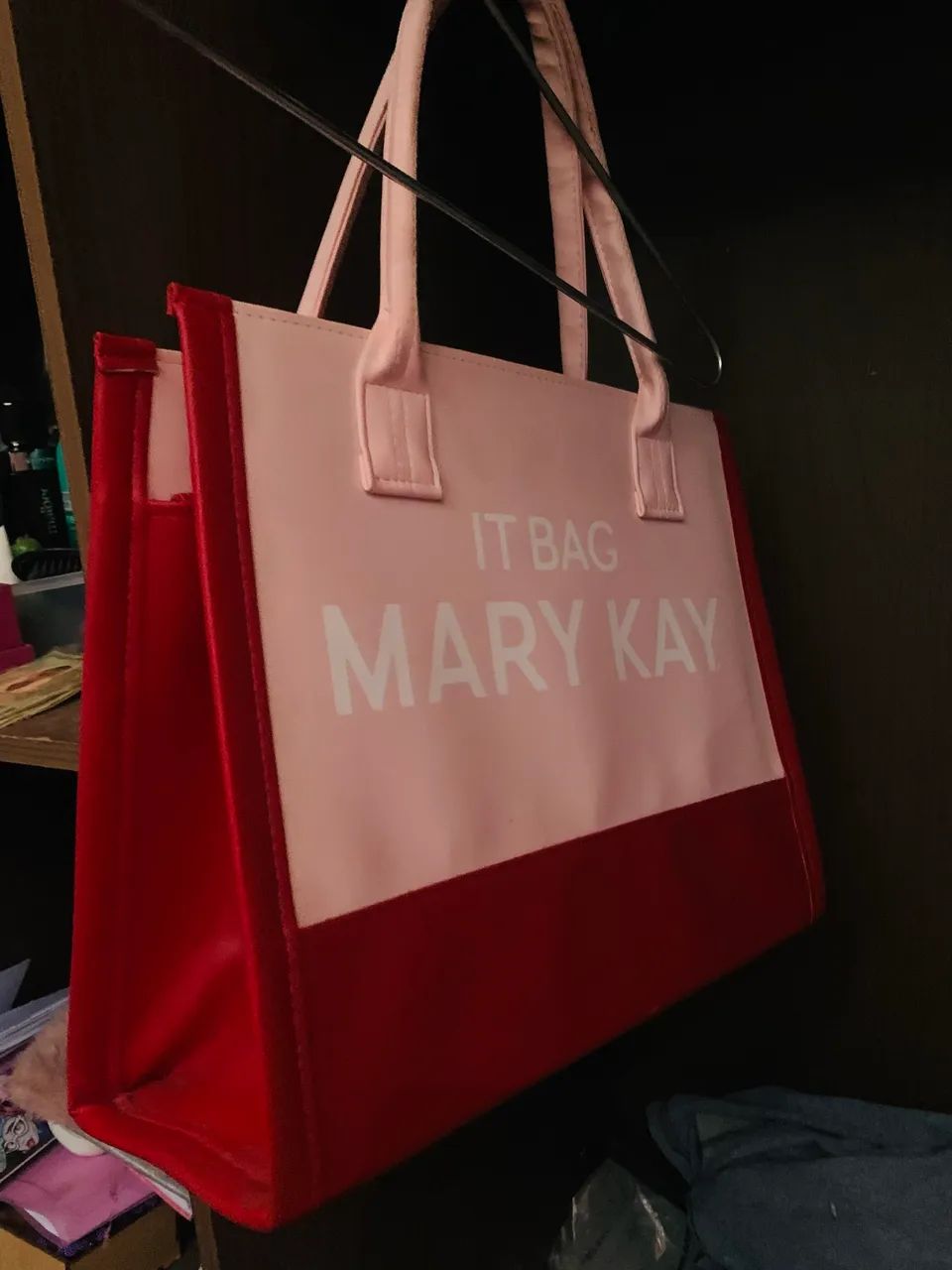 It bag Mary Kay! 