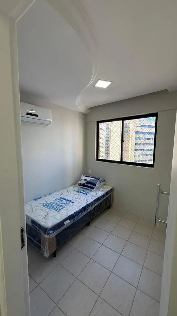 exelente Flat, com varanda, 2 qts 1 st, 50m2 útil,  1vg, piscina,3 elevadores. - Foto 5