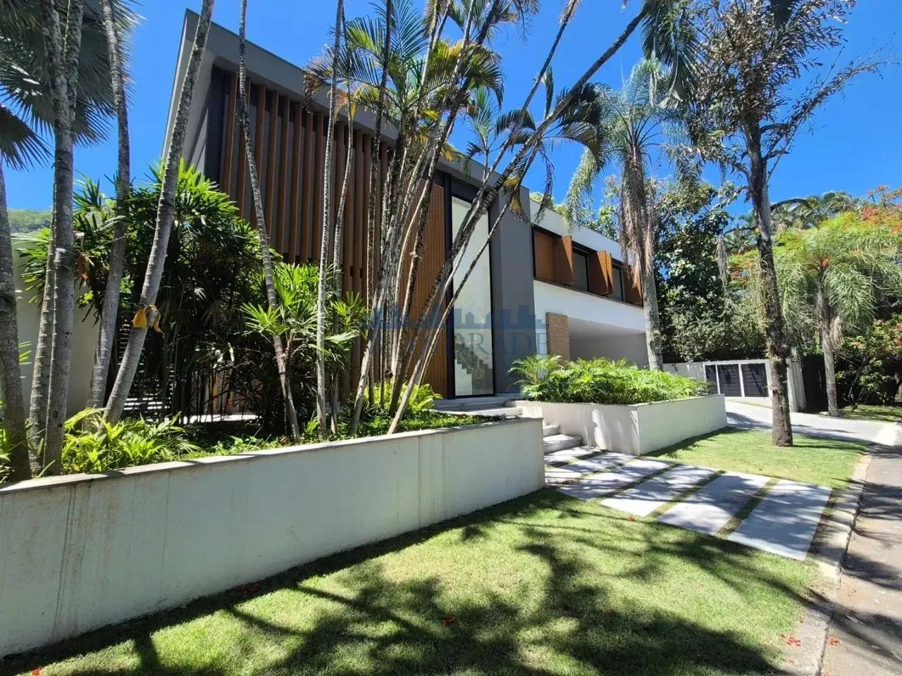 Mansão com 843m² em terreno de 1001m², vista Pedra da Gávea, 5 suites no Itanhangá - Foto 3
